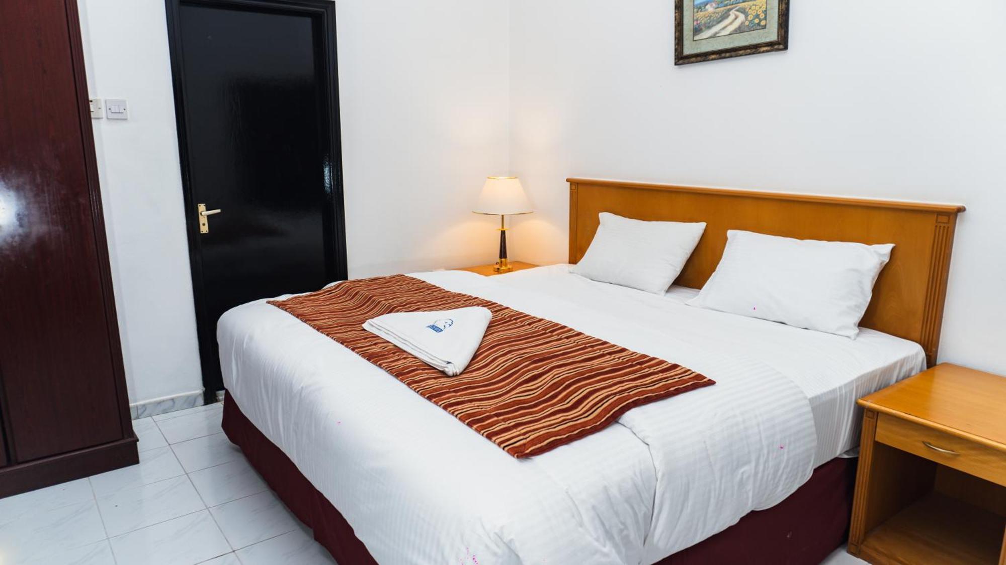 Pan Emirates Hotel Apartments Şarja Dış mekan fotoğraf